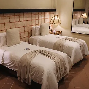 Privado Designer Boutique Hotel